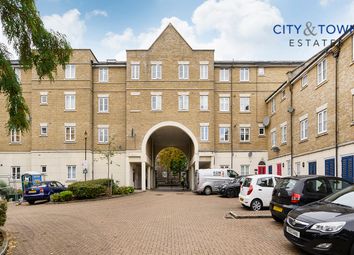 Thumbnail Flat for sale in Bristowe Close, Brixton
