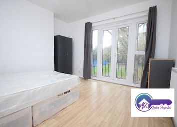 Thumbnail 3 bed flat to rent in Queensbridge Court, Queensbridge Rd, London