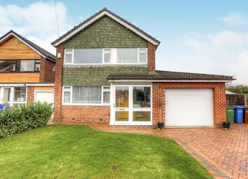 3 Bedrooms Detached house for sale in Lomond Close, Stockport SK2