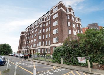 Thumbnail Flat for sale in Broadway West, Leigh-On-Sea