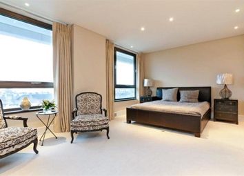 3 Bedrooms Flat for sale in Embassy Court, London, St Johns Wood NW8
