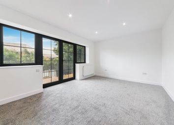 Thumbnail Property to rent in Stafford Road, Waddon, Croydon