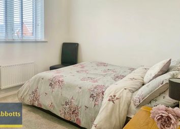 Thumbnail Room to rent in Foxglove Avenue, Chelmsford