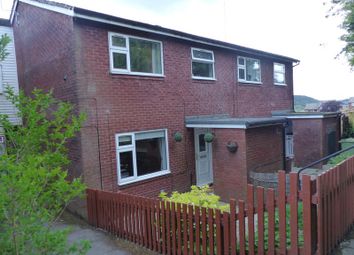 3 Bedrooms Semi-detached house for sale in Cunliffe Drive, Shaw, Oldham OL2