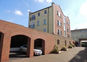 Thumbnail 2 bed flat to rent in Waterloo Road, St. Philips, Bristol