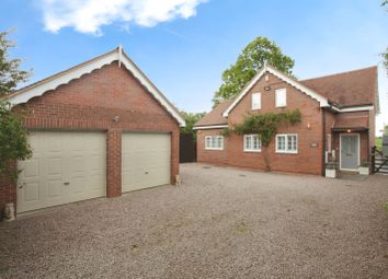 Thumbnail Detached house for sale in Nuneaton Road, Mancetter, Atherstone