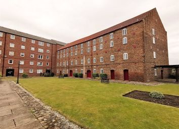 Thumbnail 2 bed flat to rent in Pease Court, High Street, Hull, East Yorkshire