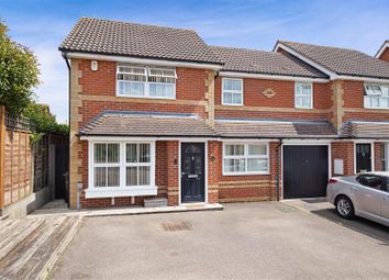 Find 3 Bedroom Houses for Sale in Cheshunt - Zoopla