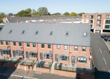 Thumbnail Commercial property for sale in Haughton Road, Darlington