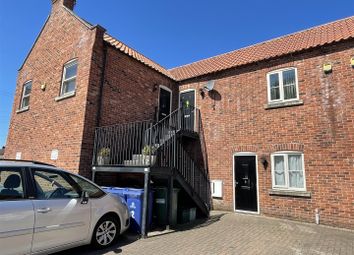 Thumbnail Flat to rent in Waverley Court, Thorne, Doncaster