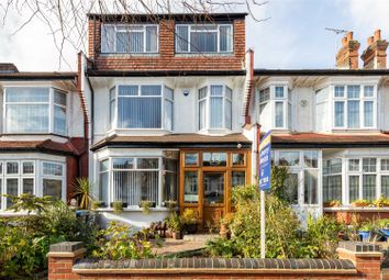 Thumbnail 6 bed property to rent in Caversham Avenue, Palmers Green