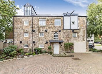 Thumbnail 3 bed flat for sale in Queens Reach, East Molesey