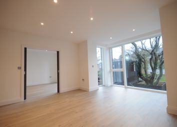 Thumbnail Flat to rent in Dacres Road, Forest Hill