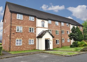 Thumbnail Flat to rent in Harlech Road, Abbots Langley