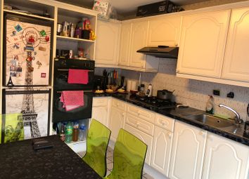 3 Bedrooms Terraced house for sale in Devenay Road, London E15