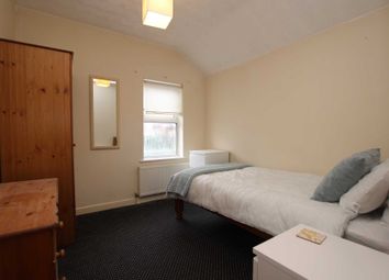 Thumbnail Room to rent in West Hill, Reading