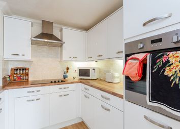 Thumbnail 2 bed flat for sale in Devonshire Road, Southampton