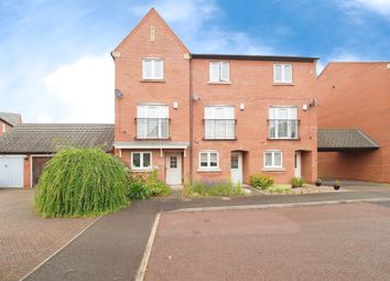 Thumbnail Town house for sale in Vale Close, Loughborough