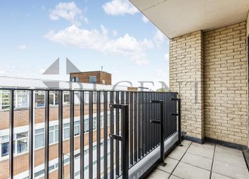 2 Bedrooms Flat to rent in Vyner Street, London E2