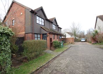 2 Bedroom Semi-detached house for rent