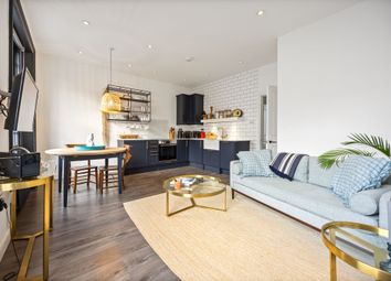 Thumbnail 1 bed flat to rent in Regents Park Road, Primrose Hill