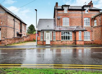 2 Bedroom Semi-detached house for rent