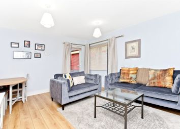 1 Bedrooms Flat for sale in Royal Park Place, Abbeyhill, Edinburgh EH8