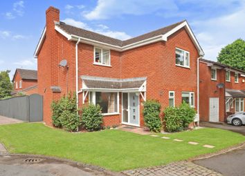 Thumbnail 4 bedroom detached house for sale in Oriole Grove, Kidderminster