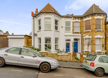 Thumbnail 6 bedroom property to rent in Duckett Road, Harringay, London