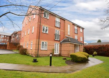 2 Bedrooms Flat for sale in Lady Park Court, Leeds, West Yorkshire LS17