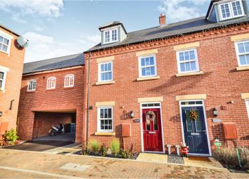 3 Bedroom Town house for sale