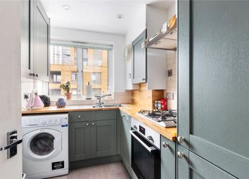 Thumbnail 2 bed flat to rent in Wandsworth Road, London