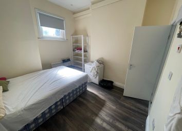 Thumbnail Room to rent in Dunsmure Road, London