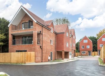 Thumbnail 2 bed flat for sale in Beech Avenue, Sanderstead, South Croydon