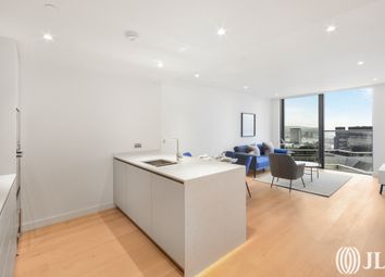 Thumbnail Flat to rent in South Quay Square, London