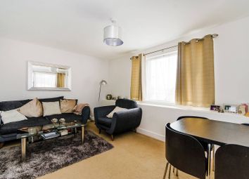 2 Bedrooms Flat to rent in Bannister House, Wealdstone HA3