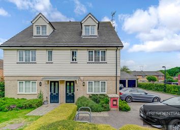 Thumbnail Flat for sale in Sunnymede, Chigwell