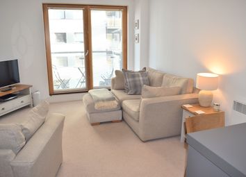 2 Bedrooms Flat to rent in Cypress Place, Greenquarter, Manchester M4