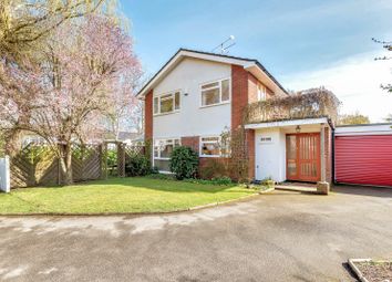 4 Bedrooms Detached house for sale in Chapel Lane, Reading RG7