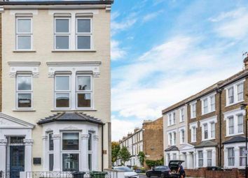 Thumbnail Studio to rent in Tradescant Road, London
