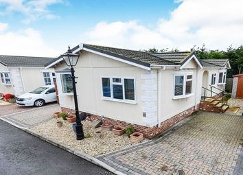 2 Bedrooms Bungalow for sale in Swanlow Drive, Acaster Malbis, York YO23