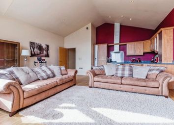 Thumbnail Flat to rent in Plover Road, Huddersfield