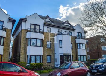 Thumbnail 3 bed flat for sale in Alexandra Road, Southend-On-Sea, Essex