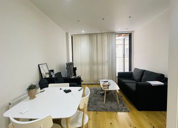 Thumbnail Flat for sale in Tyssen Street, London