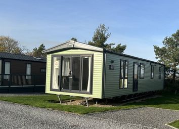 Thumbnail 2 bed mobile/park home for sale in East Heslerton, Malton