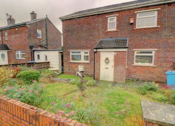 3 Bedrooms Semi-detached house for sale in Knowsley Avenue, Springhead, Oldham OL4
