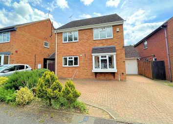 Thumbnail 5 bed detached house for sale in Walnut Close, Stoke Mandeville, Aylesbury