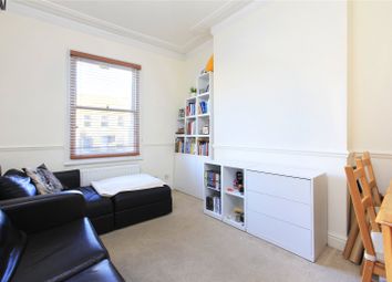 Thumbnail 1 bed flat to rent in Northcote Road, Battersea, London