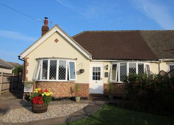 2 Bedrooms Bungalow for sale in Hyperion Avenue, Polegate BN26