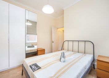 Thumbnail 1 bed flat to rent in Farringdon Road, London